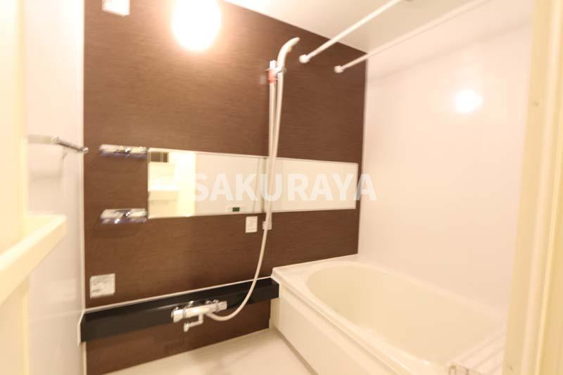 ラ・ルーチェの浴室|現況と異なる場合がございます。