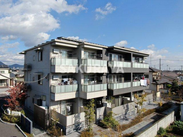 ラ・ルーチェの外観