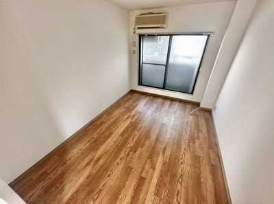 【洋室】 | レイナ・ピノ道明寺