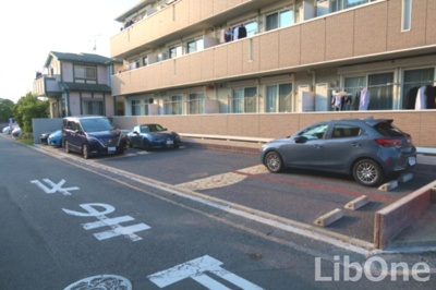 【駐車場】 | ゴールド・イン・ロータス