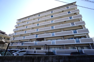 【外観】 | 【上質リフォーム】グラン・コート西原 | 現地（2023年7月16日15：00頃）撮影