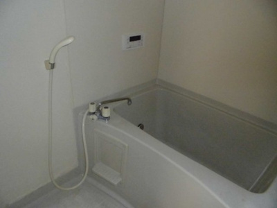 【浴室】 | ガーデンHanaⅡ | きれいなお風呂です