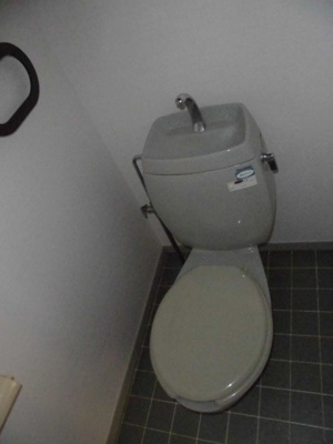 【トイレ】 | ガーデンHanaⅡ | シンプルで使いやすいトイレです