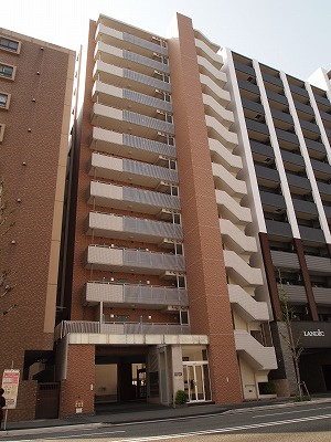 【エントランス】 | F・PARC博多駅南