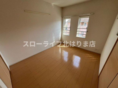 【洋室】 | プチ　ネージュ