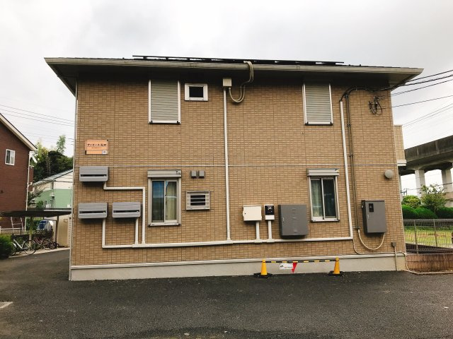 サンセール成田の外観