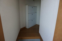 玄関から見たお部屋です☆