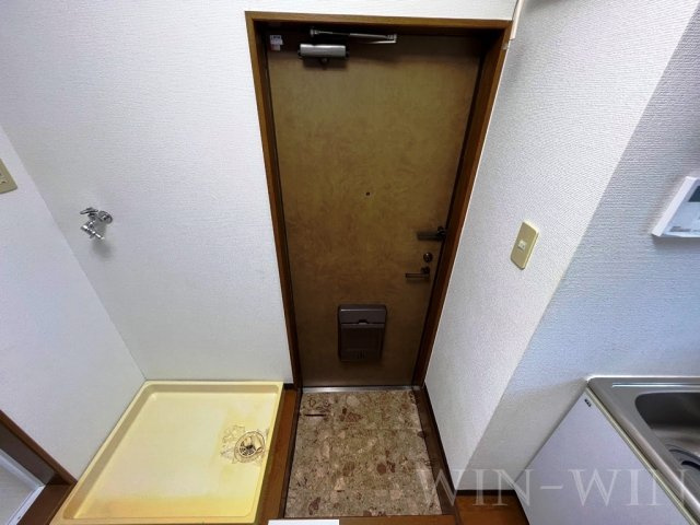 サニーコートOKADAの玄関