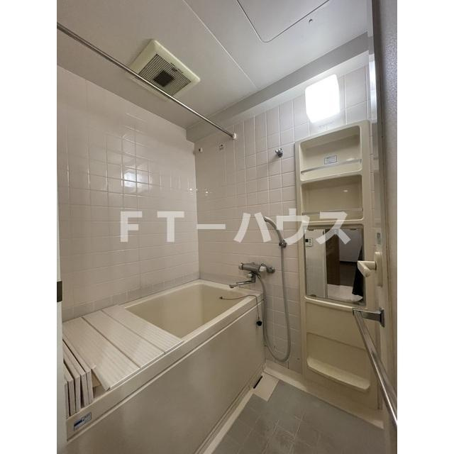 藤和ライブタウン新検見川の浴室