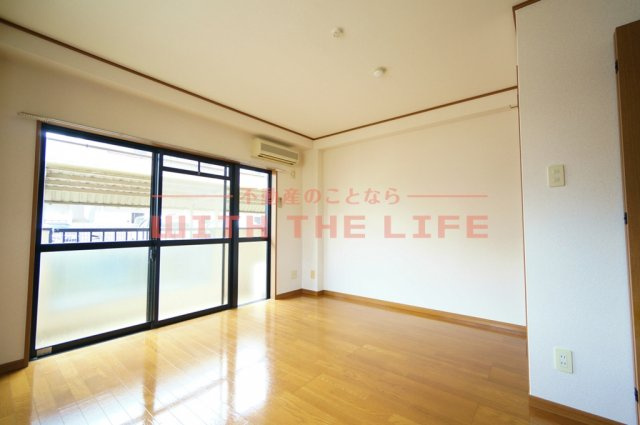 メディアハウスキャビン【キャッシュバック対象物件】の洋室|広々とした洋室です