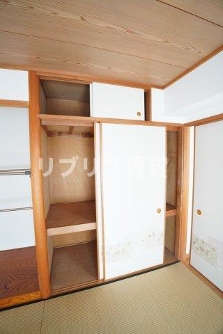 青葉の森公園通り９号棟の収納