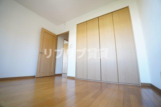青葉の森公園通り９号棟の洋室