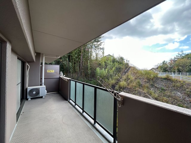 【バルコニー】