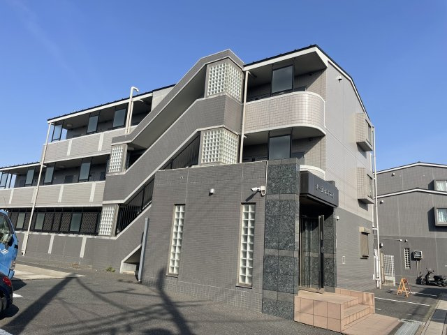 オードリさつきの外観