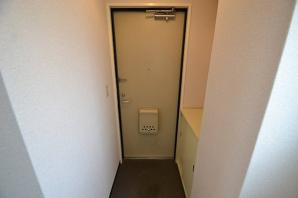 桜口和光ハイツの玄関