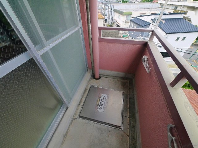 クレアーレ学園前のバルコニー|落ち着いた時間を過ごせるバルコニーです