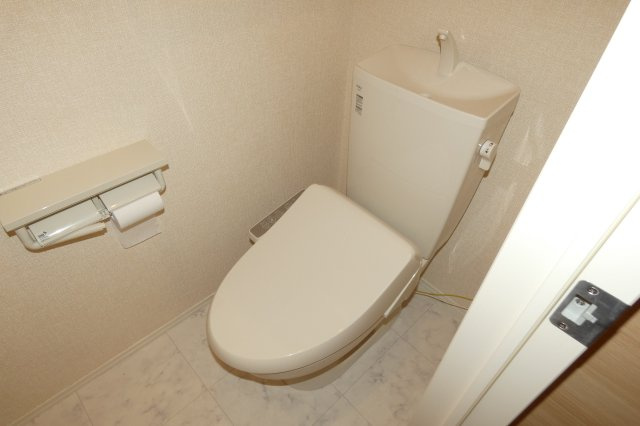 【トイレ】 | ベルジュ大和川