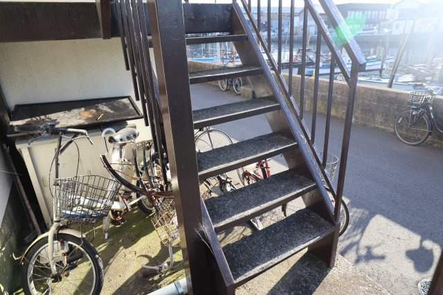 日の出コーポのその他共用部分|共有階段です