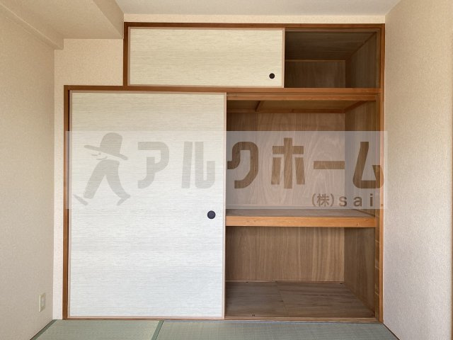 パン・プラージュの収納