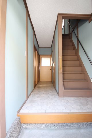 【玄関】 | 堺市中区深井北町802-7貸家