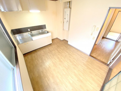 【居間・リビング】 | ドミール島泉