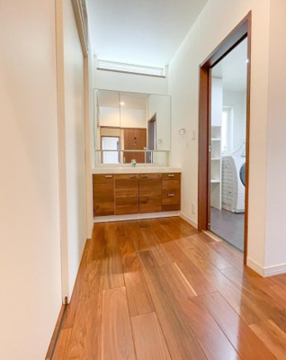 【洗面所】 | ◆南区福田◆高級住宅◆太陽光、HEMSシステム付の二世帯向け住宅◆ | 詳細はお問い合わせください♪