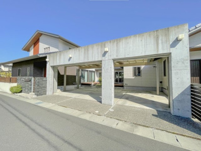 【外観】 | ◆南区福田◆高級住宅◆太陽光、HEMSシステム付の二世帯向け住宅◆ | 積水ハウス施工シャーウッドの高級住宅。太陽光発電、蓄電池、HEMSシステムを搭載したスマートホームかつ二世帯向け住宅。