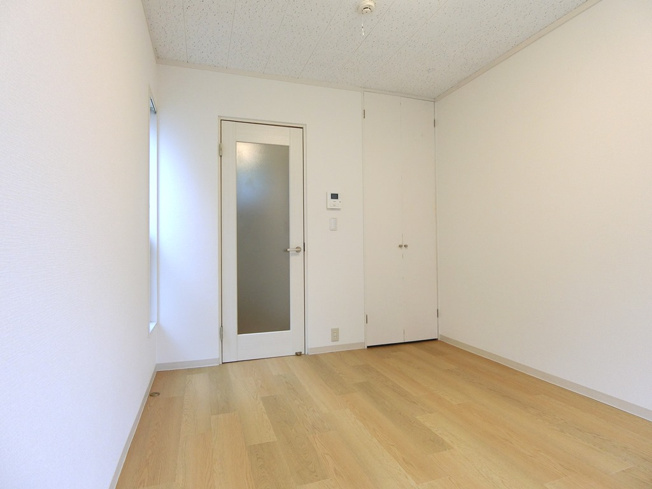 【居間・リビング】 | 洋室