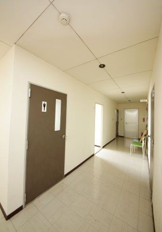 協和ビルのロビー