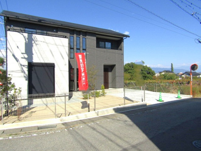 【駐車場】 | タマタウン山寺　4号棟 | 駐車スペースもあります