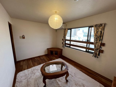 【洋室】 | ユトリロ新川 | 6帖洋室