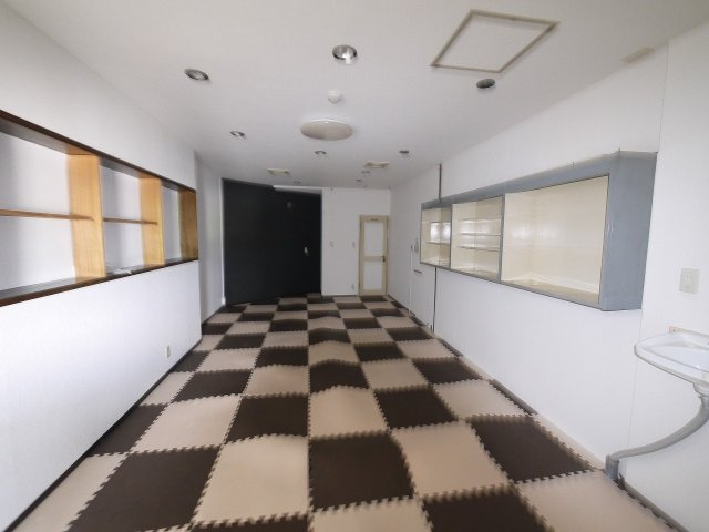 トレフビルテナントビル