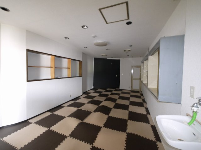 トレフビルテナントビル