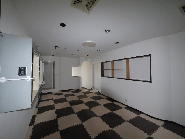 トレフビルテナントビル