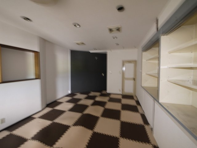 トレフビルテナントビル