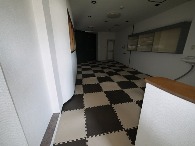 トレフビルテナントビル