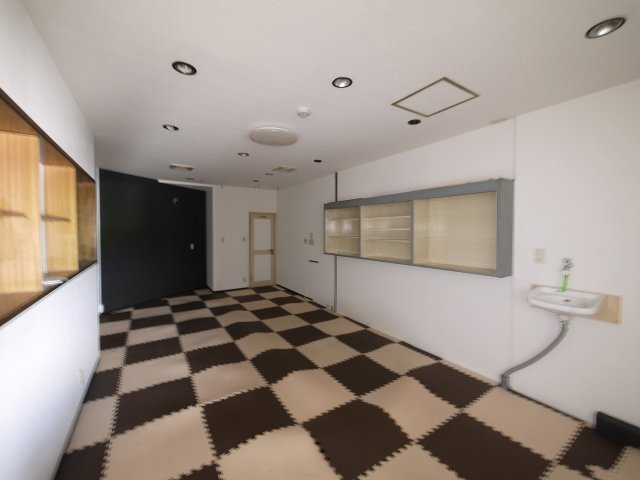 トレフビルテナントビル