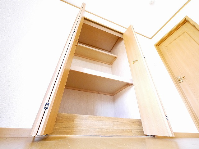 ウッディタウンＢの収納|こまごまとしたものを収納できそうですね