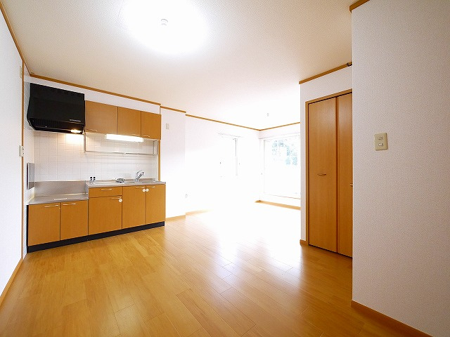 ウッディタウンＢの居間・リビング|こちらのリビングで趣味の時間をお楽しみください