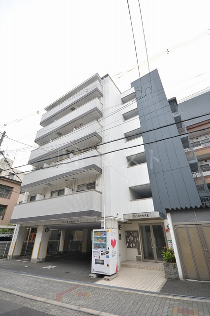 グランエクラ岸里