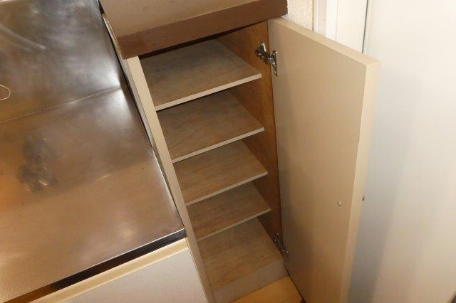 コーポアリメントの内装|シューズボックス