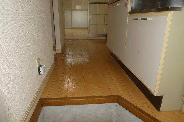 コーポアリメントの玄関