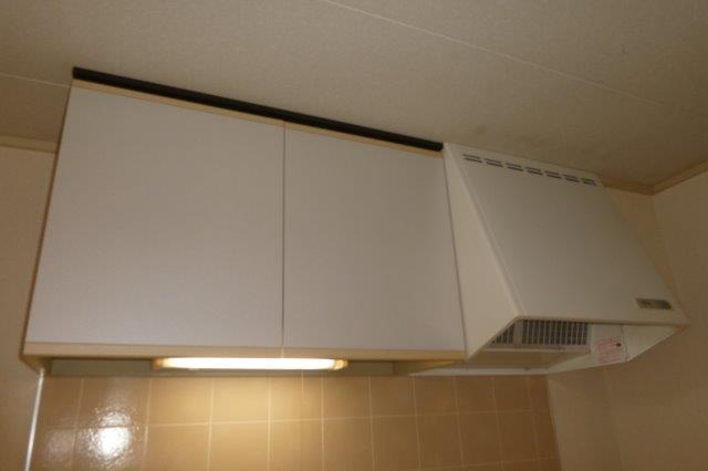 コーポアリメントのキッチン|キッチン上収納