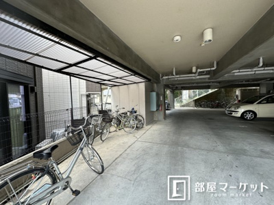 【駐車場】 | セントラルコートサイトウ