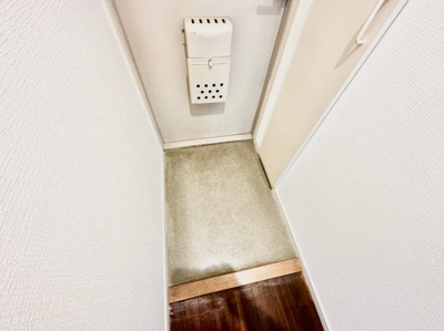 【玄関】 | モアクレスト津村Ⅲ