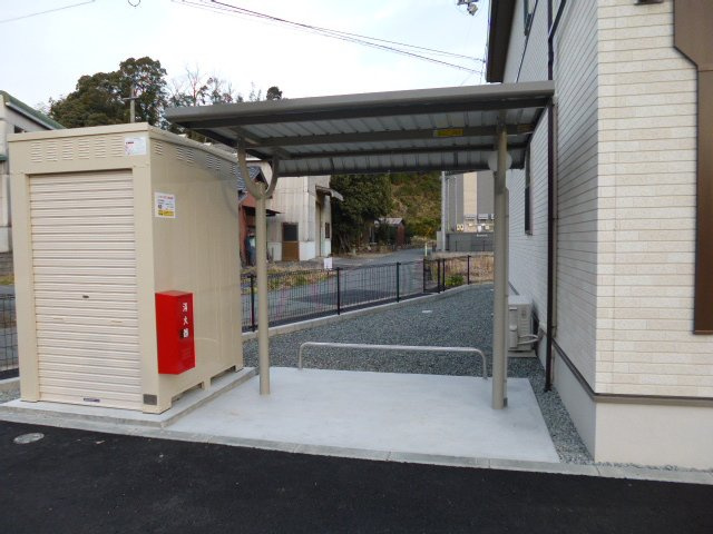 倉敷市藤戸町天城のアパートのその他共用部分|自転車置き場