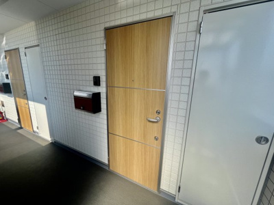 【玄関】 | ラ・メール本町