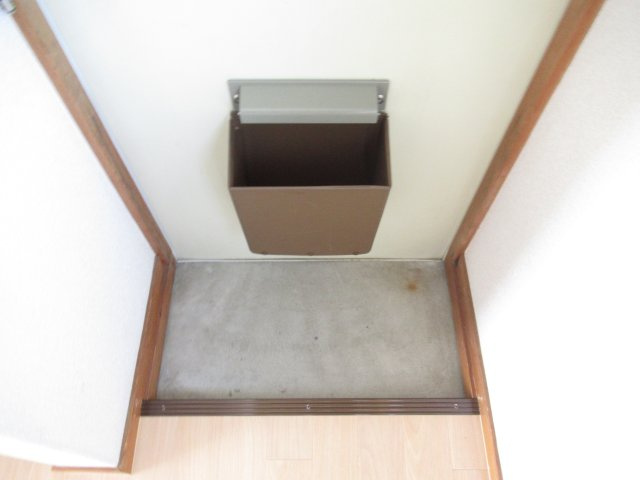 メゾン・ド・ジェンヌの玄関