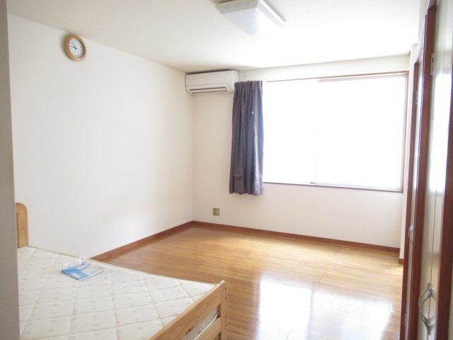 メゾン・ド・ジェンヌの居間・リビング