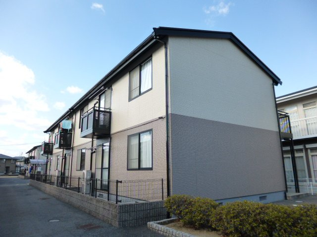 倉敷市四十瀬のアパートの外観